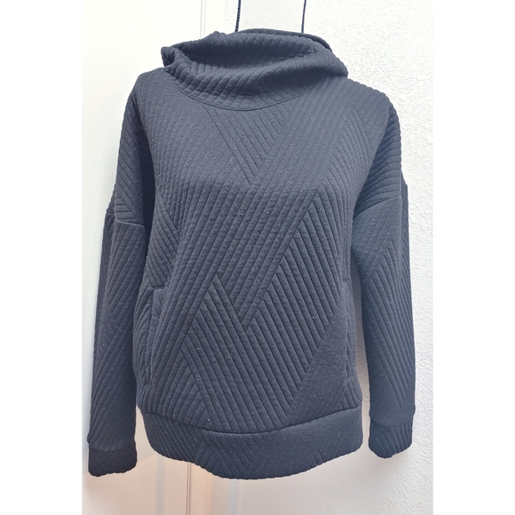 gap quilted pullover